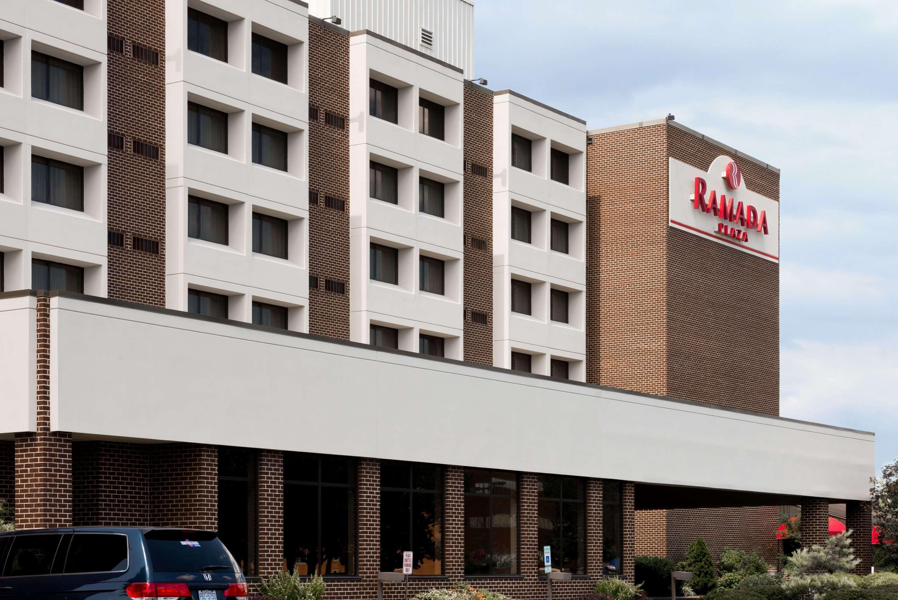 מלון Ramada Plaza By Wyndham הגרסטאון מראה חיצוני תמונה